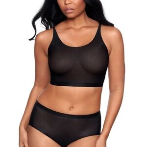 MIRACLESUIT Women's Body Glow Light Shaping Bralette 2427, bras size S
